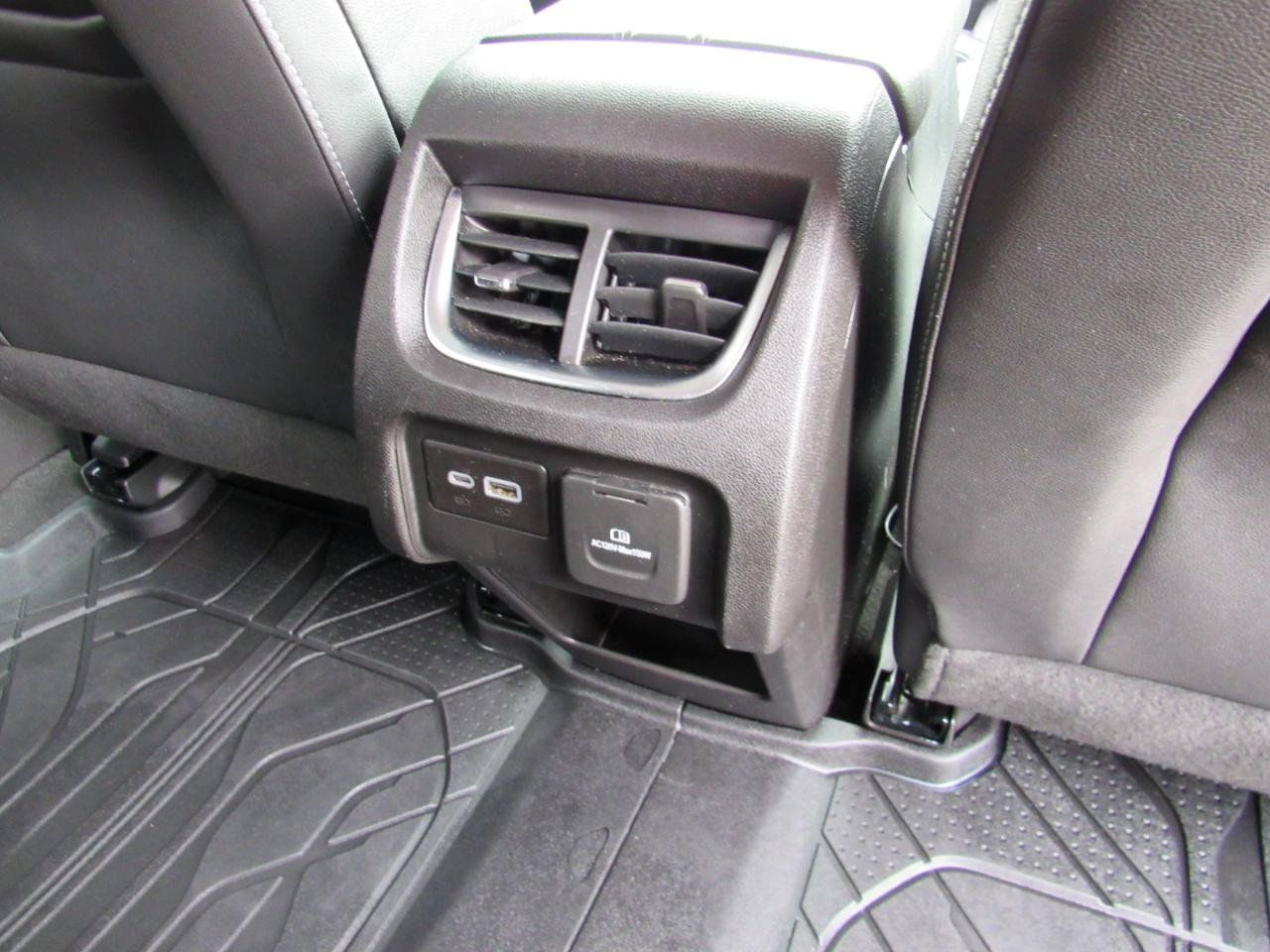 Used 2025 Chevrolet Blazer LT w/ Sound & Technology Package AWD/4WD image 37