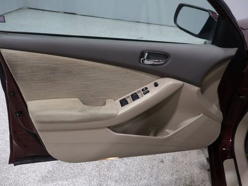 Used 2011 Nissan Altima 2.5 S image 12