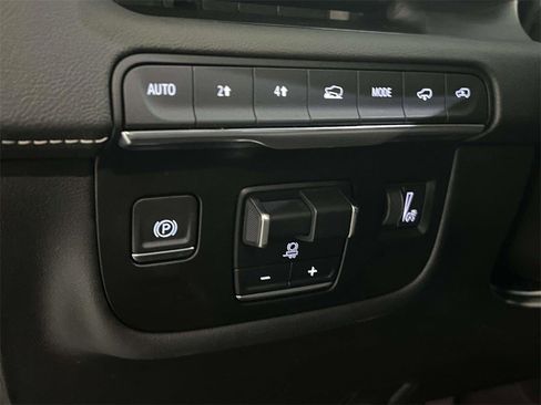 Certified 2024 Cadillac Escalade Sport w/ Touring Package image 19