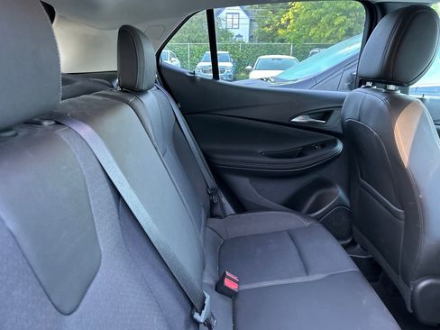 Used 2024 Buick Encore GX Preferred FWD image 13