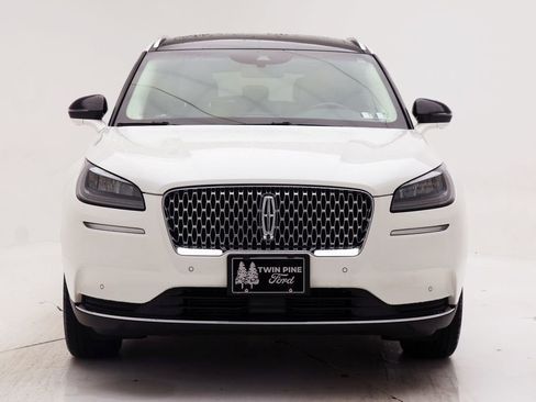 Used 2022 Lincoln Corsair Reserve w/ Equipment Group 201A AWD/4WD image 4