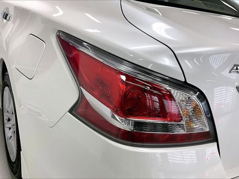 Used 2015 Nissan Altima 2.5 S w/ Power Driver Seat Package image 30