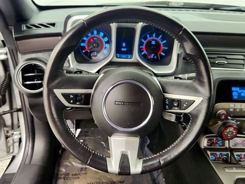 Used 2011 Chevrolet Camaro LT image 14