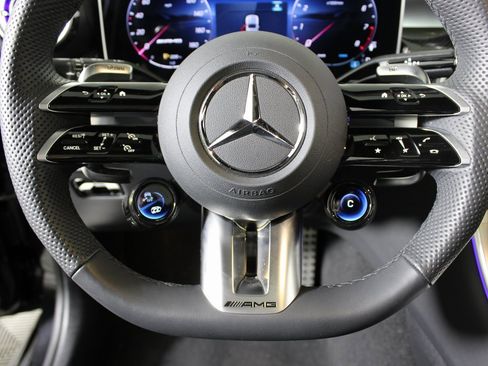 Certified 2025 Mercedes-Benz GLC 43 AMG 4MATIC image 18