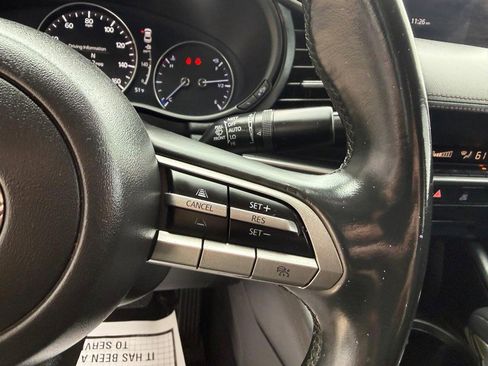 Used 2021 MAZDA MAZDA3 s FWD image 22