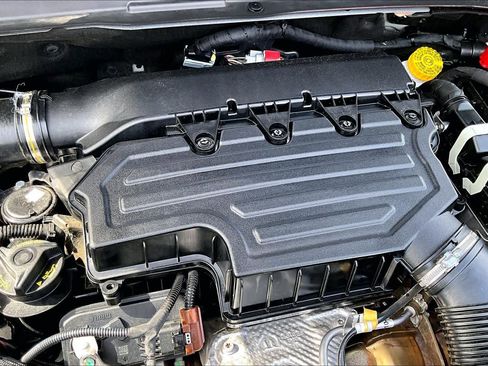 Used 2023 Jeep Renegade Limited w/ Sun/Sound Group image 33