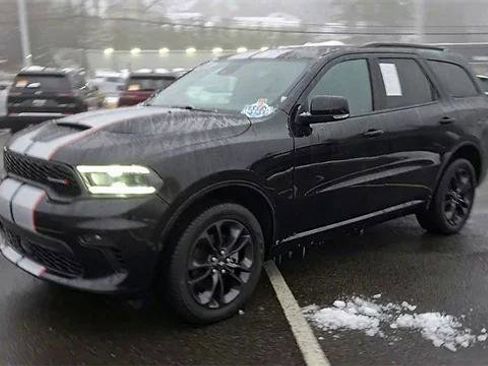 Certified 2022 Dodge Durango GT image 4