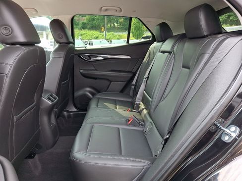 Used 2025 Buick Envision Preferred AWD/4WD image 10