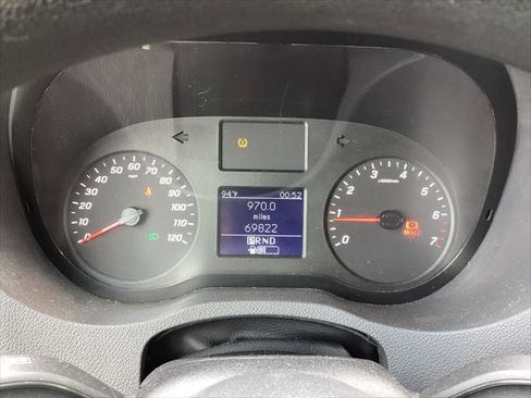 Used 2022 Mercedes-Benz Sprinter 2500 image 22