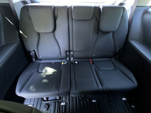 New 2026 Kia Carnival SX Prestige FWD image 30