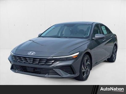 New 2025 Hyundai Elantra Limited