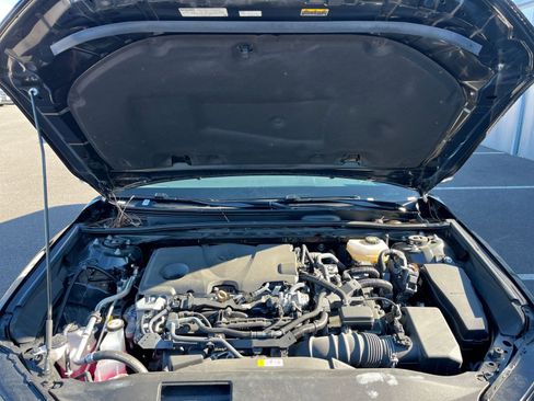 Used 2025 Toyota Camry LE image 31