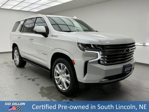 Used 2023 Chevrolet Tahoe High Country image 3