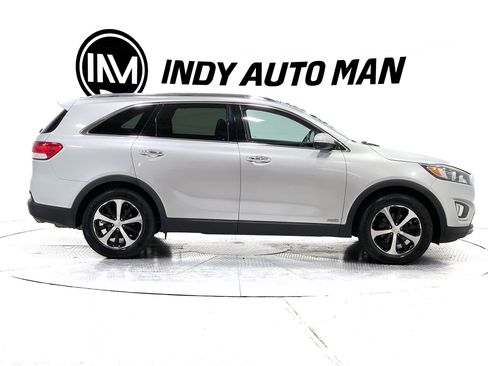 Used 2018 Kia Sorento EX w/ EX Advanced Touring Package AWD/4WD image 3