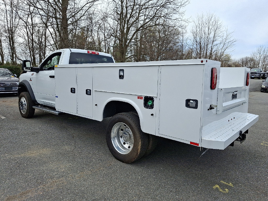 Used 2024 RAM 5500 Tradesman AWD/4WD image 4