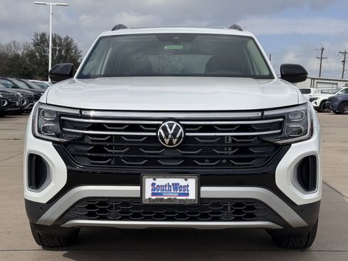 New 2026 Volkswagen Atlas Peak Edition AWD/4WD image 10