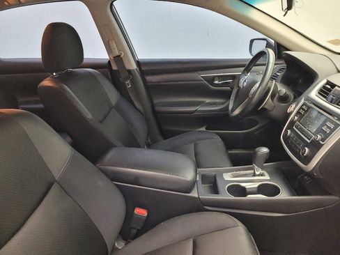 Used 2017 Nissan Altima 2.5 SR image 21