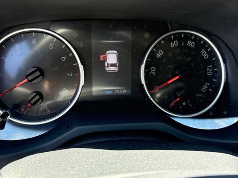 Certified 2021 Toyota RAV4 LE FWD image 6