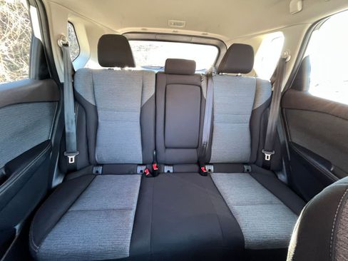 Used 2023 Nissan Rogue SV image 37