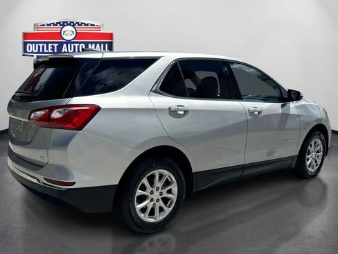 Used 2019 Chevrolet Equinox LT image 3
