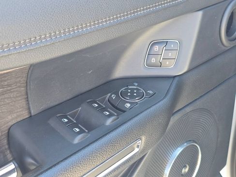 Used 2020 Ford Expedition Max Limited AWD/4WD image 24
