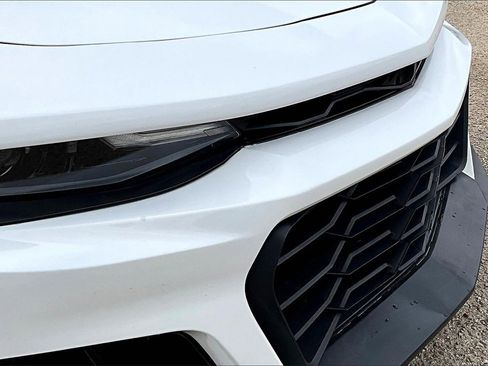 Used 2023 Chevrolet Camaro LT image 29