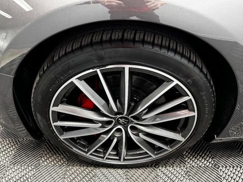 Used 2021 Maserati Ghibli S image 19