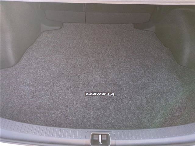 Certified 2024 Toyota Corolla SE FWD image 6