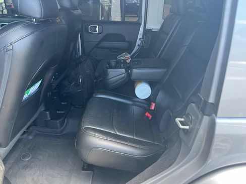 Used 2020 Jeep Wrangler Unlimited Sahara AWD/4WD image 9