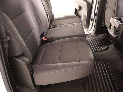 Used 2023 Chevrolet Silverado 1500 RST AWD/4WD image 15