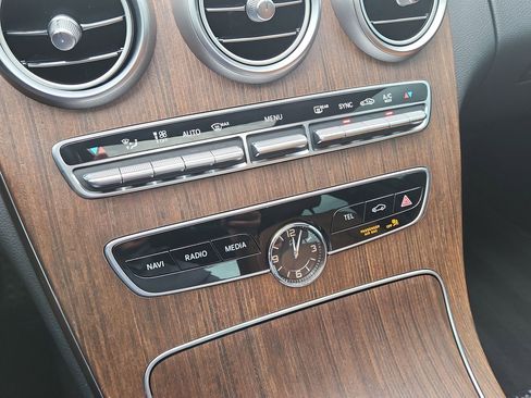 Used 2020 Mercedes-Benz C 300 Sedan image 19