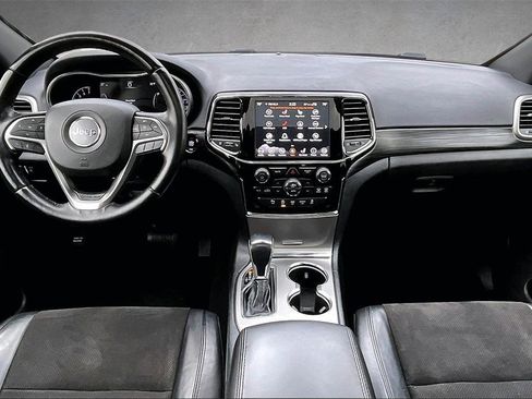 Used 2020 Jeep Grand Cherokee Altitude image 7