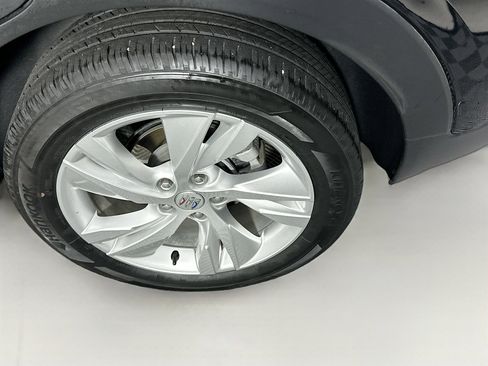 Used 2025 Buick Encore GX Preferred image 11