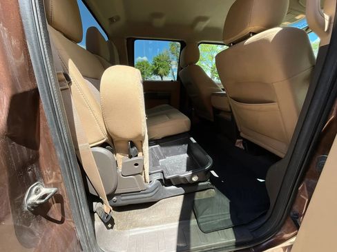 Used 2012 Ford F250 XLT AWD/4WD image 16
