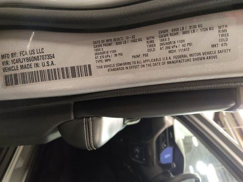 Used 2022 Jeep Grand Cherokee Limited 4xe image 33