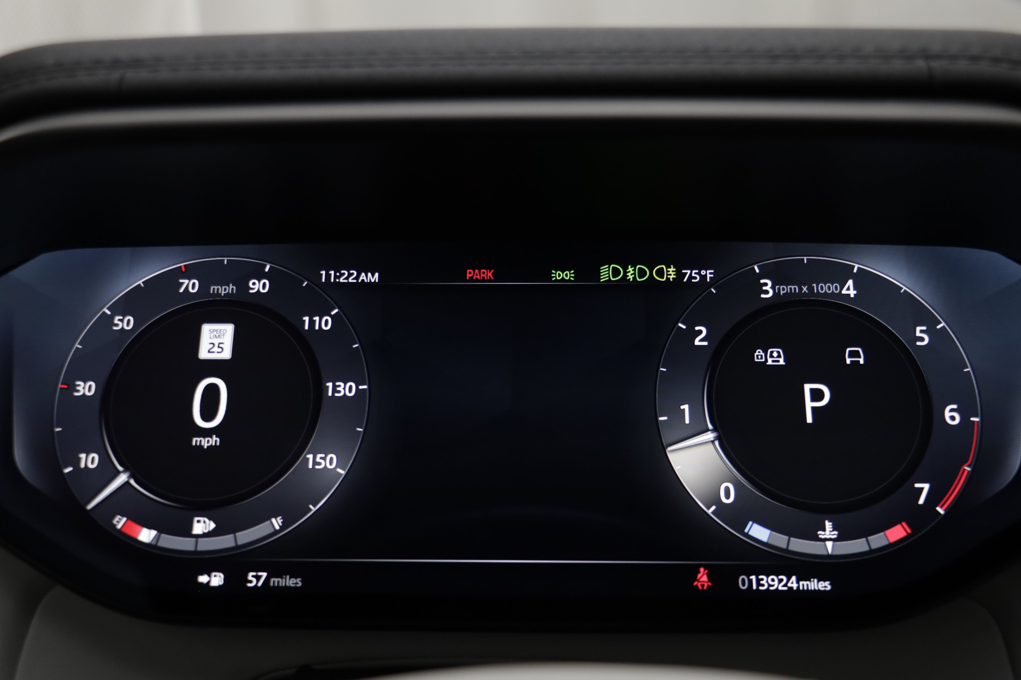 Used 2023 Land Rover Range Rover Sport SE AWD/4WD image 8