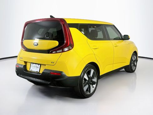 Used 2020 Kia Soul EX w/ Option Group 015 FWD image 9