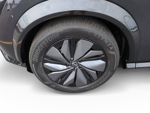 Used 2023 Nissan Ariya AWD image 30