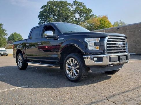 Used 2016 Ford F150 XLT w/ Equipment Group 301A Mid image 9