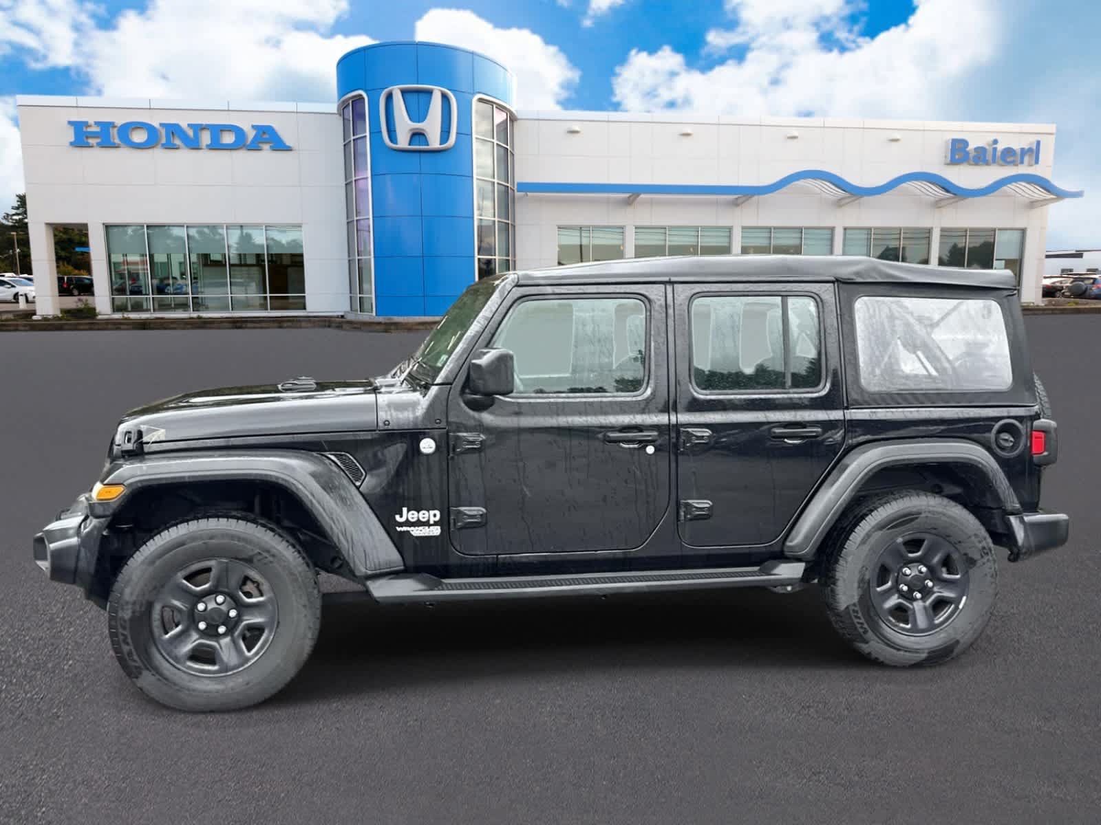 Used 2019 Jeep Wrangler Unlimited Sport AWD/4WD image 2