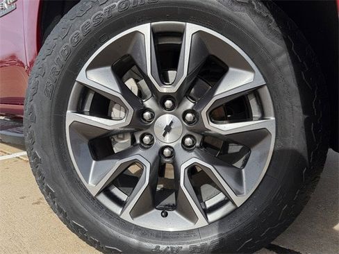 Used 2022 Chevrolet Silverado 1500 RST image 12