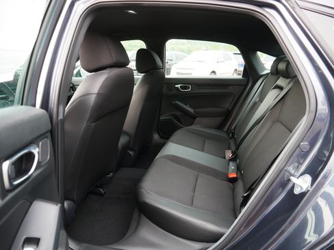 Used 2025 Honda Civic Sport image 16