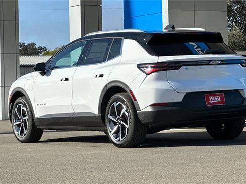 New 2026 Chevrolet Equinox EV LT image 7