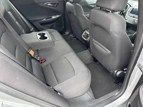 Used 2025 Chevrolet Malibu LT image 13