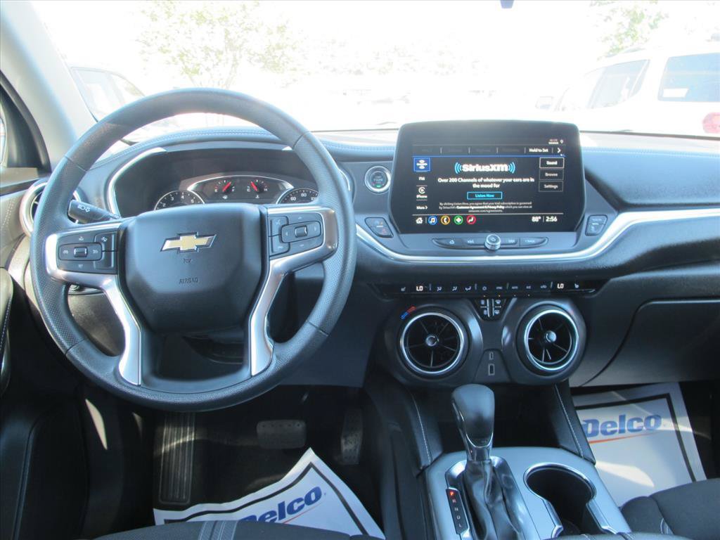 Used 2025 Chevrolet Blazer LT FWD image 15
