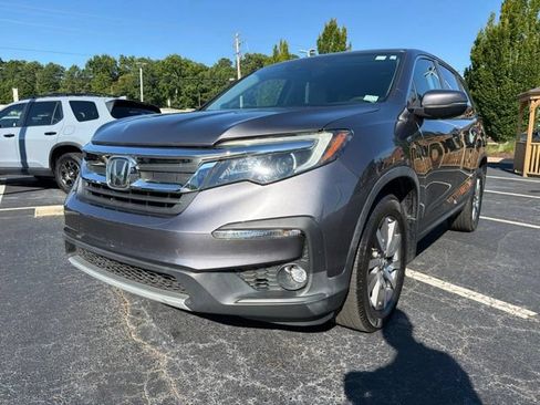 Used 2019 Honda Pilot EX image 2