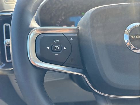 Used 2026 Volvo XC40 B5 Plus AWD/4WD image 15