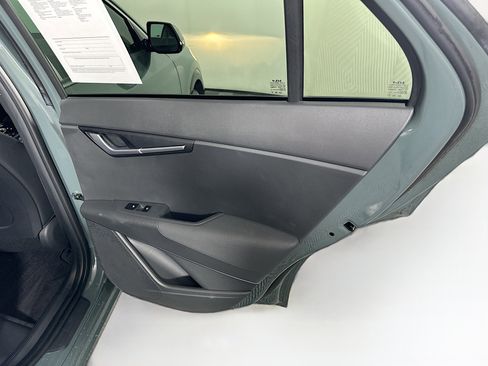Used 2023 Kia Niro Wind w/ Wind Preserve Package FWD image 30