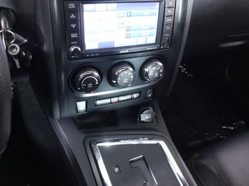 Used 2014 Dodge Challenger R/T w/ Premium Sound Group image 15