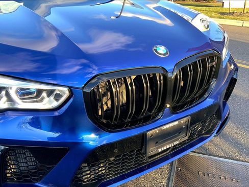 Used 2020 BMW X5 M Competition w/ Executive Package image 30